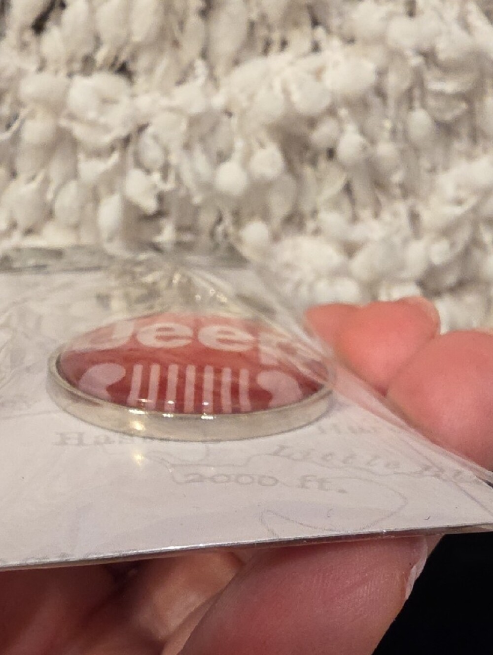 Jeep Red Logo Keychain with Silver Clip - Picture 7 of 9